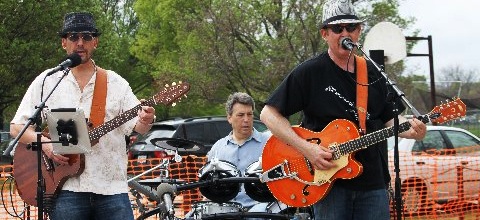 Mazik Brothers play Dallas Kosher Chili Cook-off for free.